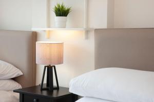 Letto o letti in una camera di Island View