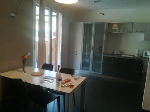Η κουζίνα ή μικρή κουζίνα στο La Casa di Ubaldo +15 φωτογραφίες