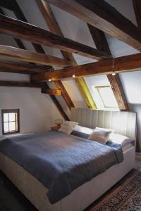Voodi või voodid majutusasutuse Hotel Svambersky dum toas