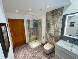 Kúpeľňa v ubytovaní Apartamenty MICHEL Gdańsk Centrum BOUTIQUE HOTEL