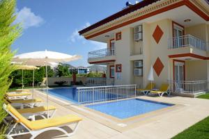 Swimming pool sa o malapit sa can apart hotel