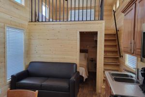 Zdjęcie z galerii obiektu 076 Tiny Home nr Grand Canyon South Rim Sleeps 8 w mieście Valle