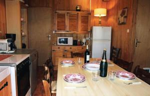Η κουζίνα ή μικρή κουζίνα στο Appartement 7 pers avec jardin - 4 Pièces 7 personnes MAE-9728 +9 φωτογραφίες