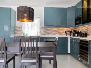 Kuchnia lub aneks kuchenny w obiekcie Apartamento La Torna Casasol