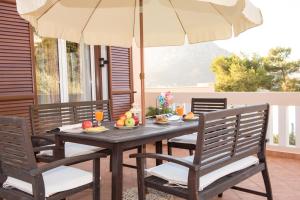 Balkón nebo terasa v ubytování Myrties Boutique Apartments