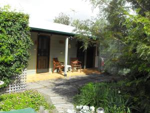 Gallery image of The Fig Tree B&B in Baudin Beach