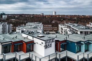 Nespecifikovaný výhled na destinaci Warnemünde nebo výhled na město při pohledu z hostelu