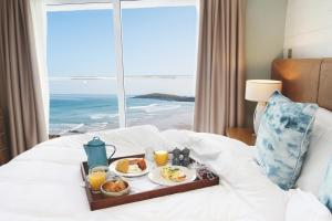 Cama ou camas em um quarto em Esplanade Hotel