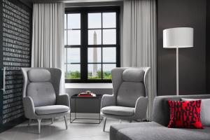 Coin salon dans l'établissement Hotel Washington