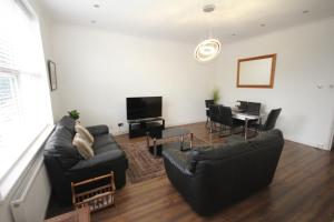 Great West Road Apartments [ Flat C ]