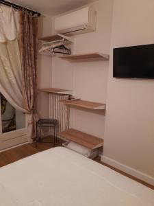Φωτογραφία από το άλμπουμ του Chambre privée à 100 m des plages στην Τουλόν