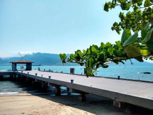 Φωτογραφία από το άλμπουμ του Chalé a 5 minutos da Praia do Perequê στην Ilhabela