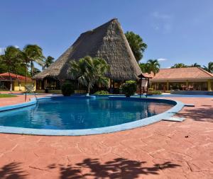 Bassein majutusasutuses Nandel Beach Resort või selle lähedal
