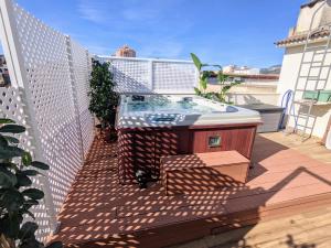 Ein Balkon oder eine Terrasse in der Unterkunft Blue House Rosalias