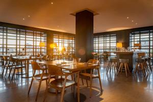 Restaurant ou autre lieu de restauration dans l'établissement 3HB Faro