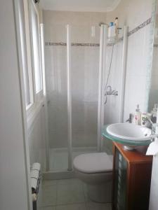 Ένα μπάνιο στο Beach House ***** +5 φωτογραφίες