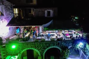 Φωτογραφία από το άλμπουμ του Les rives d'Auzon σε Lavilledieu +59 φωτογραφίες