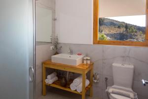 A bathroom at Casa Noste Apartments