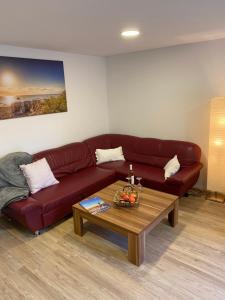 Posezení v ubytování Schöne Wohnung mit Garten beim Outletcenter 5 km