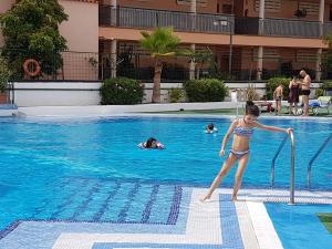 The swimming pool at or close to Los Cristianos to enjoy, relax and live the ocean!