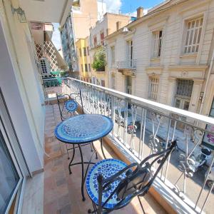 A balcony or terrace at Noelli cozy and modern apartment
