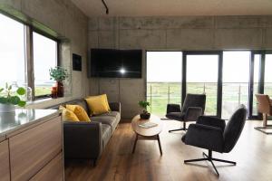 Uma televisão e/ou sistema de entretenimento em Converted Water Tower