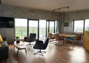 Uma televisão e/ou sistema de entretenimento em Converted Water Tower