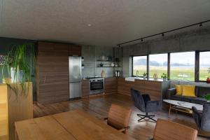 A cozinha ou kitchenette de Converted Water Tower