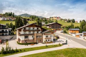 Gallery image of Landhaus Hubertus Wellness & Breakfast in Schladming