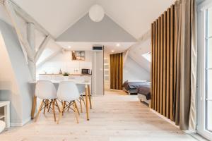 Posezení v ubytování Bryza Jantar apartamenty z sauną & domki z kominkami