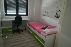 Posteľ alebo postele v izbe v ubytovaní Apartamento en ribeira sacra. Chantada