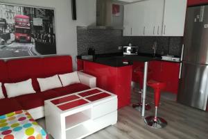 Kuchyňa alebo kuchynka v ubytovaní Apartamento en ribeira sacra. Chantada