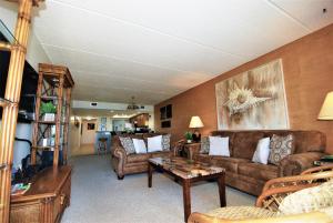 Edgewater Condo Unit #301