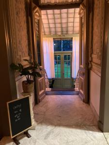 ダンメにあるHotel Vredehofの玄関