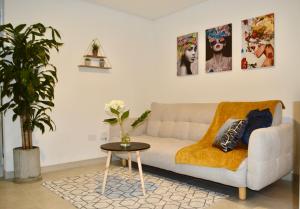 Χώρος καθιστικού στο Cómodo apartamento con excelente ubicación