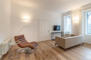 A television and/or entertainment centre at Villa Bertholini