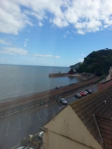 vistas al océano desde un edificio en Ocean's, en Dawlish