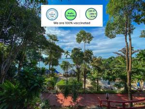 Certifikát, hodnocení, plakát nebo jiný dokument vystavený v ubytování Koh Mak Buri Hut Natural Resort