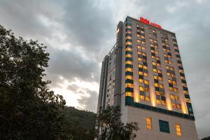 Budova, kde se hotel nachází