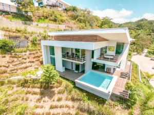 Gallery image of Luxury Villa Los Pajaros Private Pool & Oceanview in Playa Hermosa