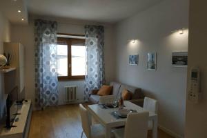 Część wypoczynkowa w obiekcie Shelley Apartment
