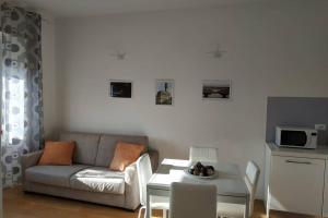 Kuchnia lub aneks kuchenny w obiekcie Shelley Apartment