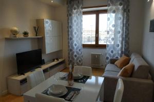 Część wypoczynkowa w obiekcie Shelley Apartment