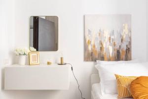 Posteľ alebo postele v izbe v ubytovaní iFlat Monti Elegant Apartment with Terrace