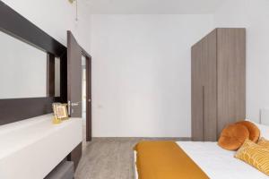 Posteľ alebo postele v izbe v ubytovaní iFlat Monti Elegant Apartment with Terrace