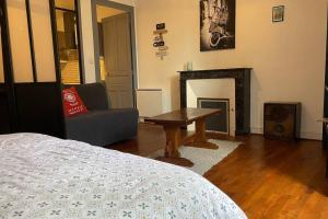 Appartement cosy tesisinde bir oturma alanı