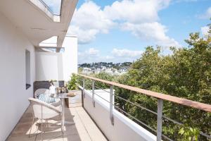 Un balcon sau o terasă la Un Appartement PENTHOUSE d'Exception sur le Port de Vannes