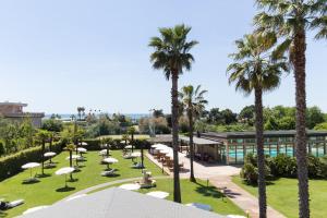 Bazén v ubytování Hotel Villa Undulna - Terme della Versilia nebo v jeho okolí
