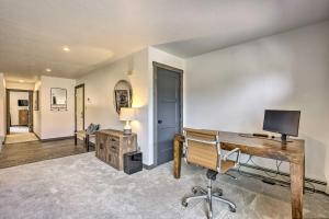 Φωτογραφία από το άλμπουμ του Frisco Condo with Pool Access Walk to Main Street! σε Frisco