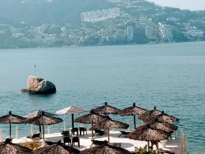 Фотография из галереи SUITE EN TORRES GEMELAS a pie de playa 611 в городе Акапулько-де-Хуарес